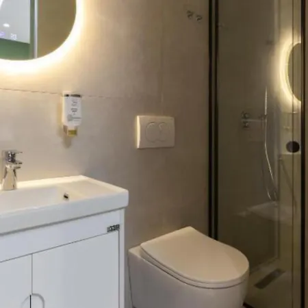 Block Nocleg ze śniadaniem Tirana